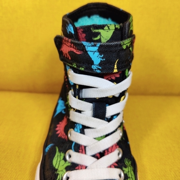 Converse Chuck Taylor All Stars Hi Dinosaurs Sneakers Youth Boy's Size 2 - Picture 4 of 10